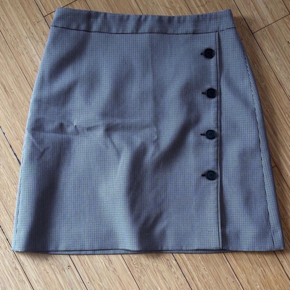 Hobbs London Button-Detail Women's Skirt
